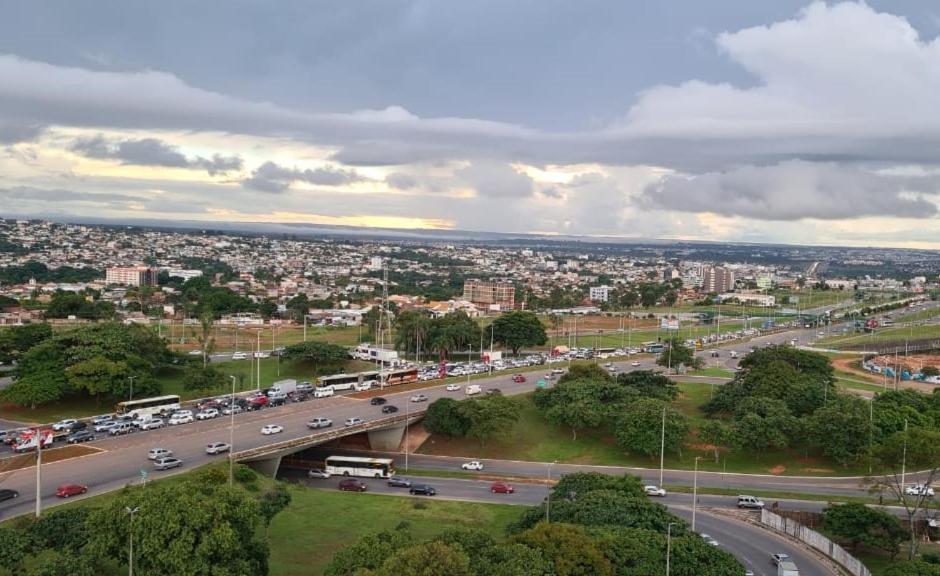 Lindissimo Flat Em Taguatinga. Conforto, Tranquilidade E Paz Em Um Ambiente Perfeito. Buitenkant foto